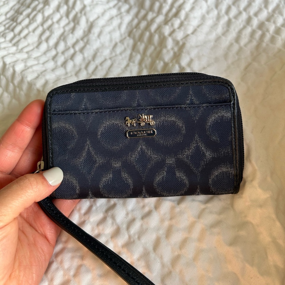 Coach Wristlet Wallet